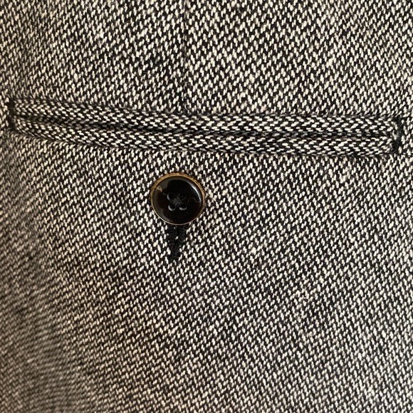 Express size 4 lined Editor pant. Leopard print lined, faux leather trim detail. - Picture 3 of 7